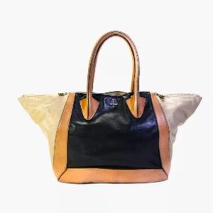 🔥🔥1- DAY SALE🔥PORE' LA VICTOIRE🔥🔥XXL COLOR BLOCK TOTE🔥🔥
